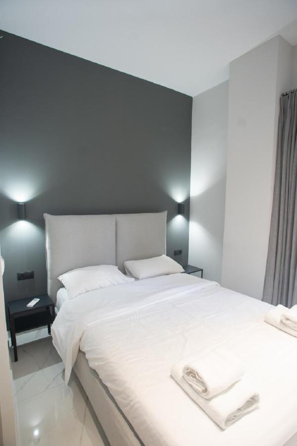 Acropolis Vibes Apartments Atene Esterno foto