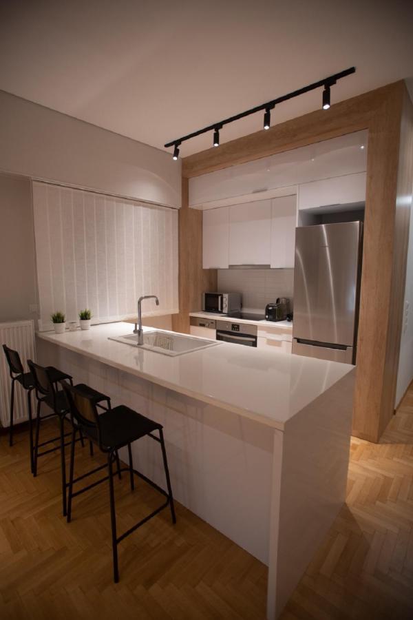 Acropolis Vibes Apartments Atene Esterno foto